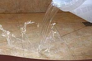 乡宁漏水维修 免砸砖防水材料该如何施工